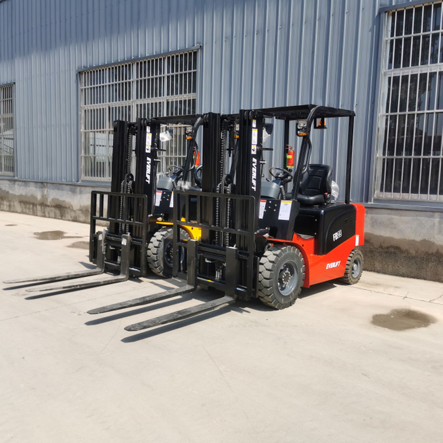 Electric Forklift Lithium Ion Battery Forklift 2.5ton4 Wheels Electric Forklift Truck 4m 5m 6m Triplex Mast