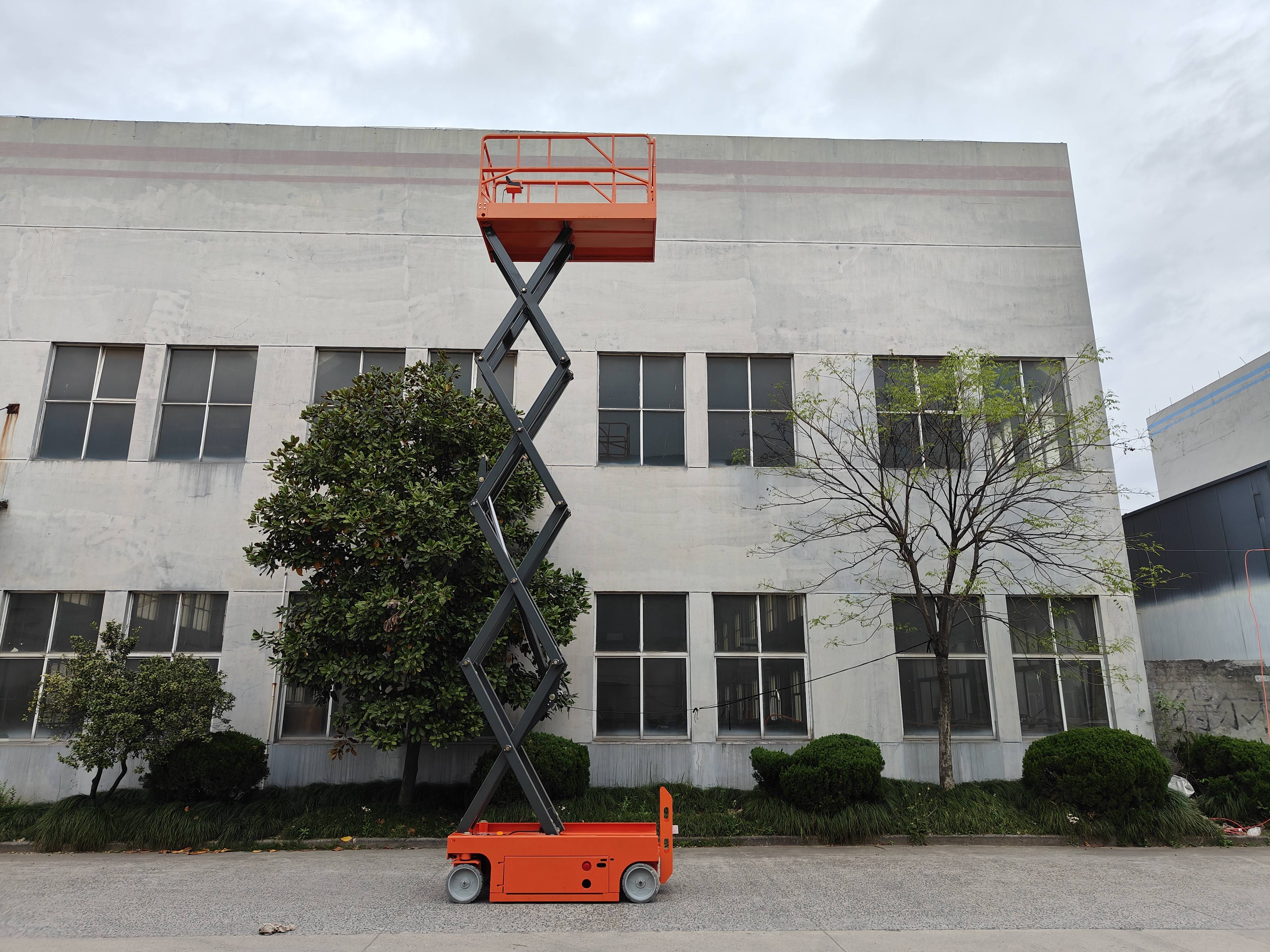 6M 8M Whole-Electromotion Scissor-Type Aloft Lifting Platform Forklift Platform 