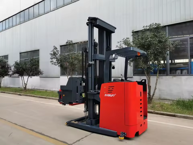 Everlift 3000kg Three Ways Forklift Triplex Mast with Full Free Lifting And Side Shifter Portable Forklift Seated Forklift