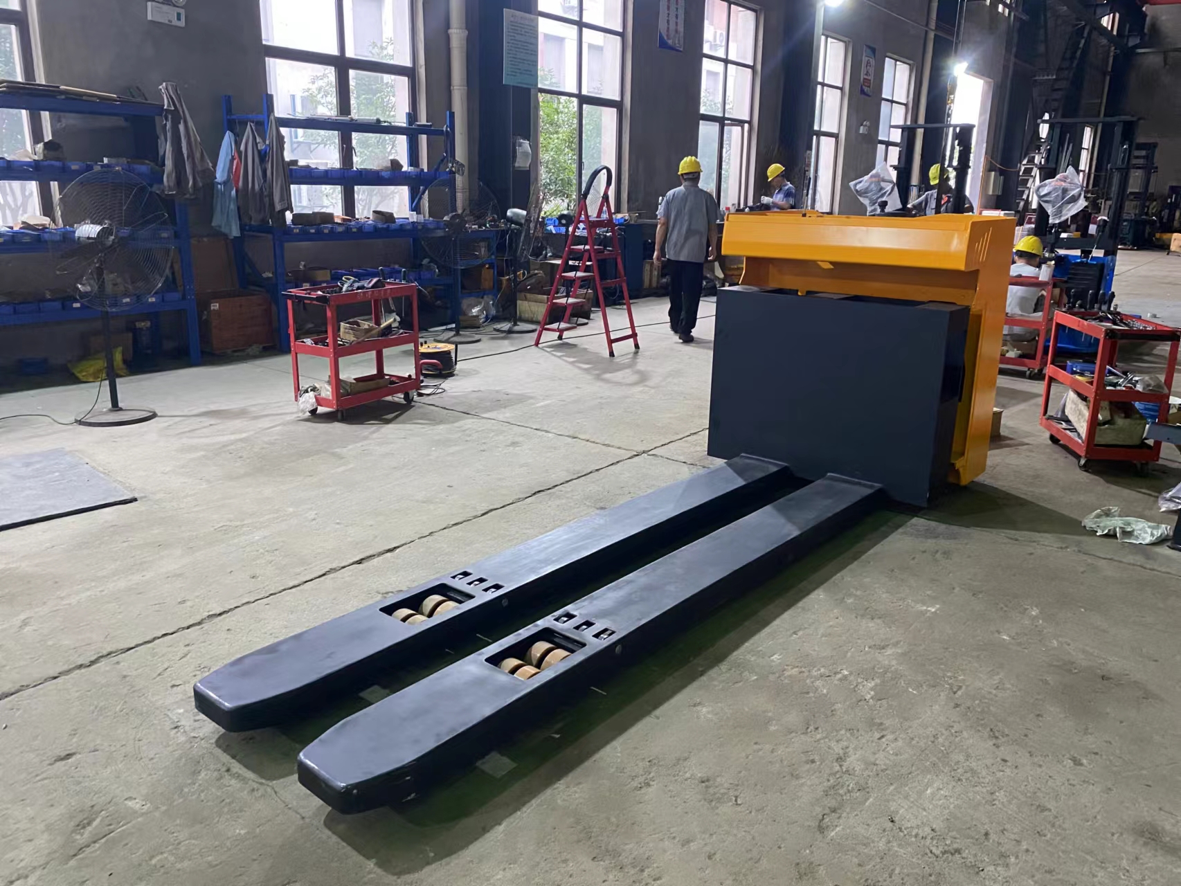Everlift 3000kg Weigh Electric Pallet Truck High Quality Lifter Truck 3tons Electric Pallet Jack ELEP-30A