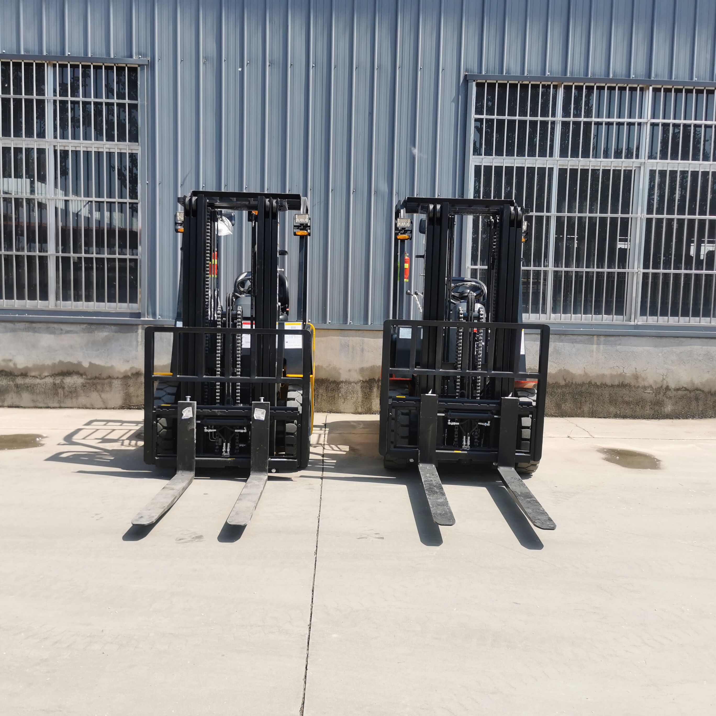Electric Forklift Lithium Ion Battery Forklift 1.8ton4 Wheels Electric Forklift Truck 3M