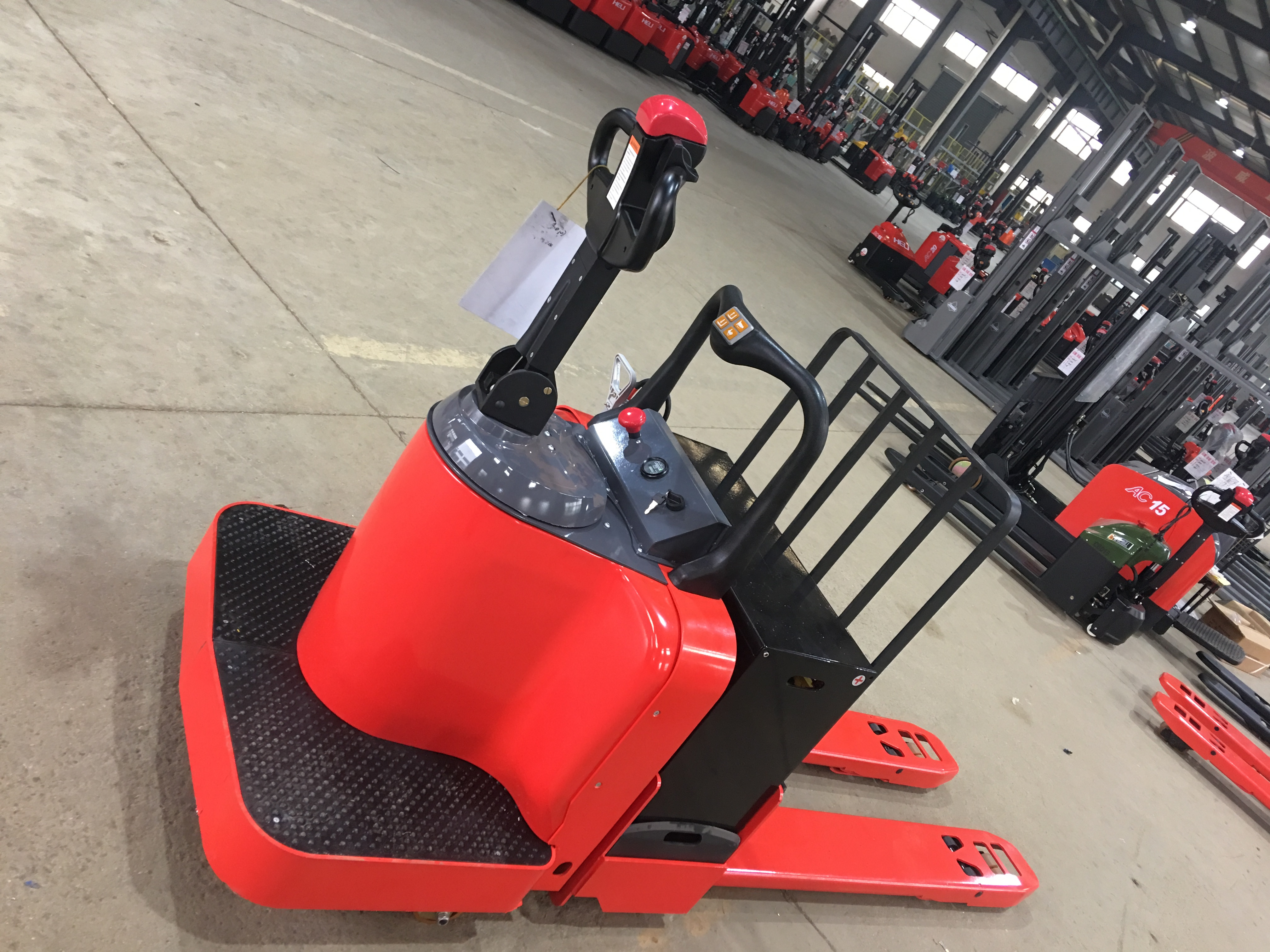 Everlift Brand 3500kg 3.5 Ton Electric Rider Pallet Jack 6600lbs 7000lbs Capacity with factory price 35H-510/520/530