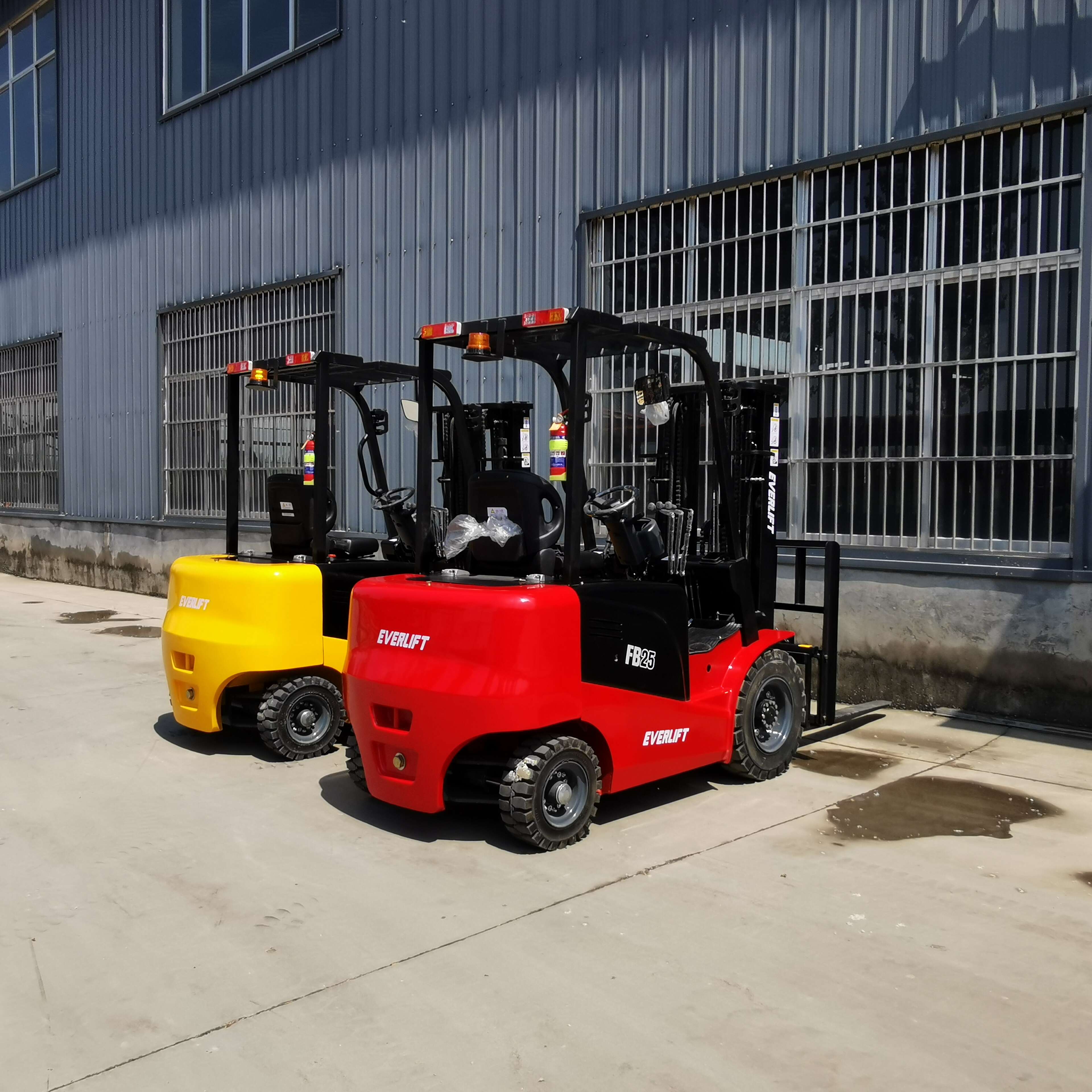 Electric Forklift Lithium Ion Battery Forklift 1.8ton4 Wheels Electric Forklift Truck 3M