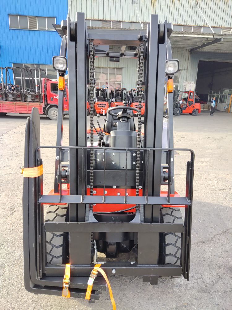 Everlift Diesel Forklifts New 2Ton 3m With Japanese Nissan ISUZU Mitsubishi Engine Forklift Truck