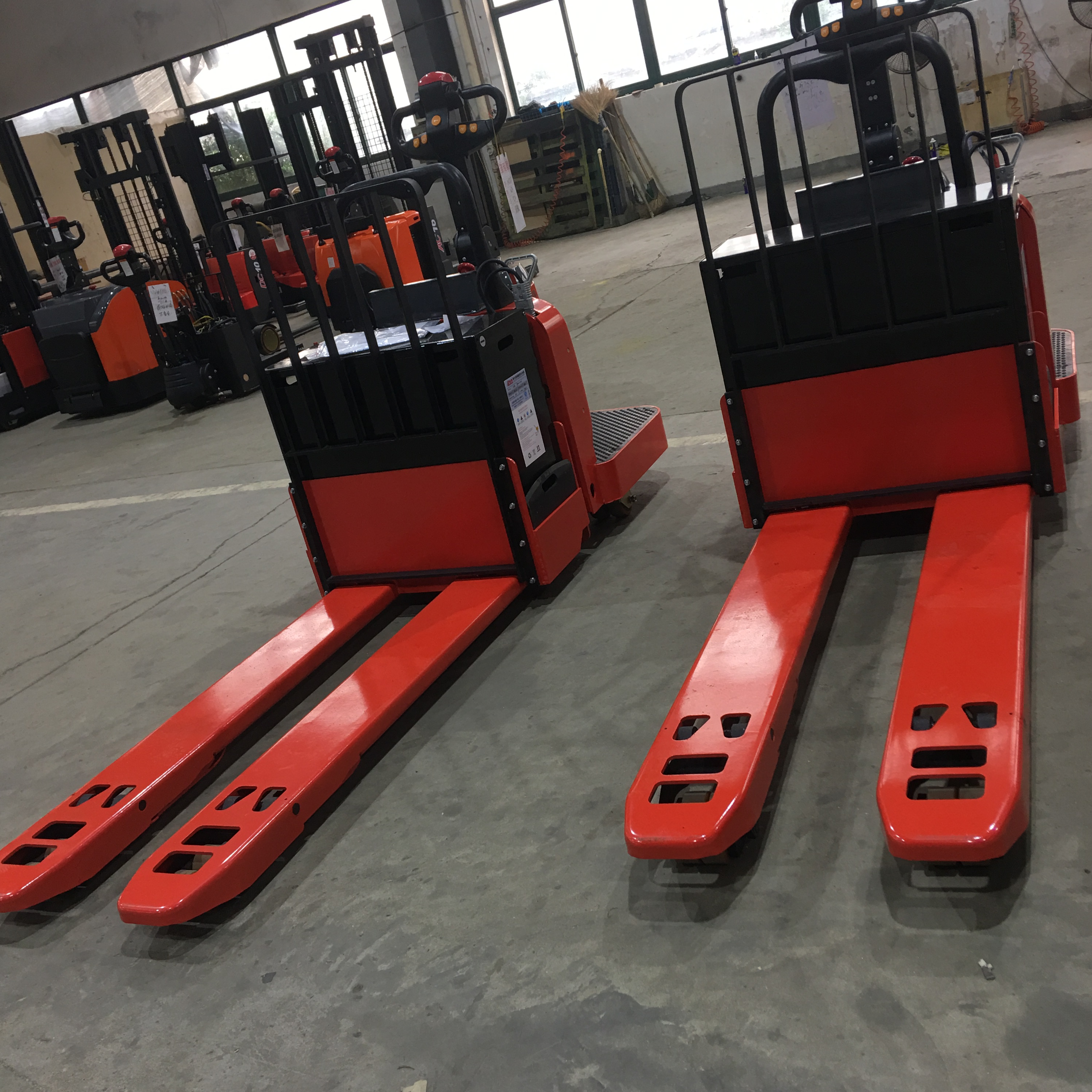 Everlift Brand 3500kg 3.5 Ton Electric Rider Pallet Jack 6600lbs 7000lbs Capacity with factory price 35H-510/520/530