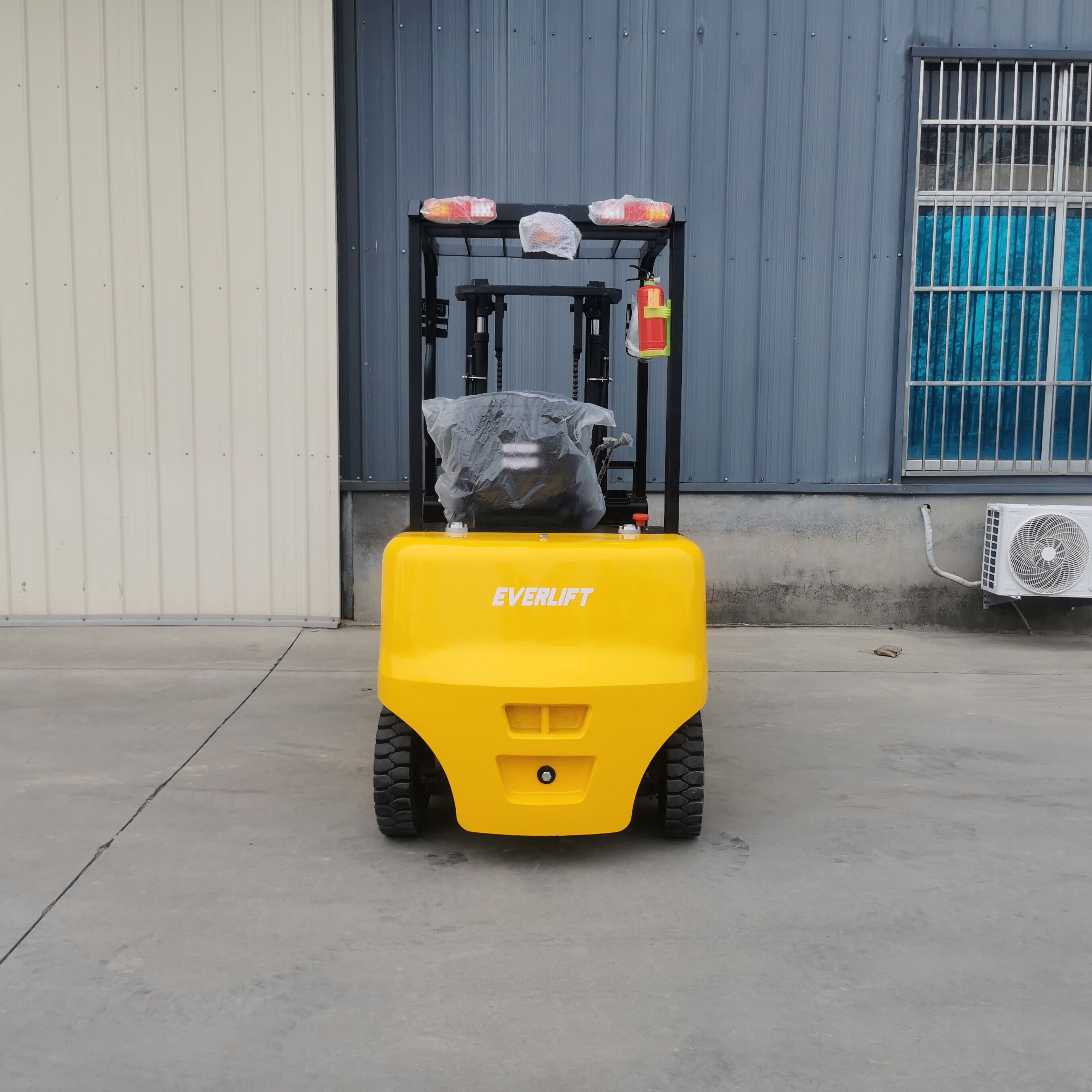 FB20 CE ISO Electric Forklift 2000KG Everlift FB20 Mini Electric Forklift 3-6m Lifting Height with High Quality